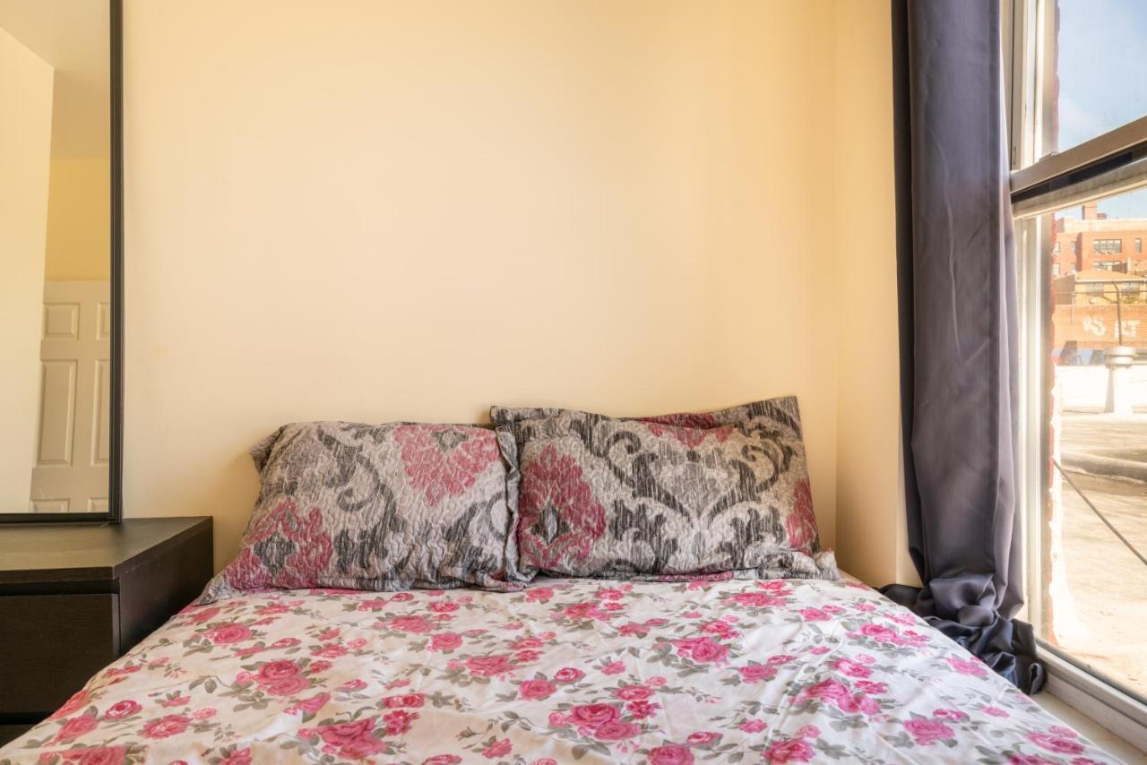 Empire Blvd Guest House นิวยอร์ก ภายนอก รูปภาพ